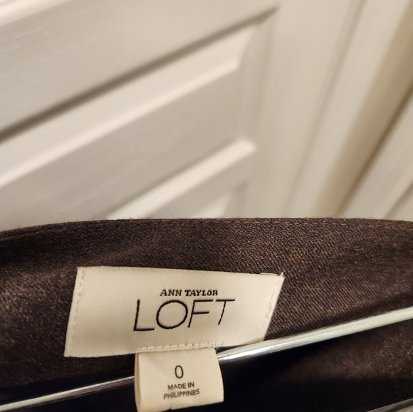 Brown wool skirt, LOFT, size 0 - Picture 2 of 3